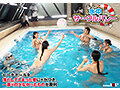 【特典】SOD女子社員 全裸水泳大会2025《4K60p収録》各部署代表G～J級の激乳 びっしょりおっぱい大決戦 弾ケル乳しぶき！ゆれてたゆたう濡れ乳房＆肉感デカ尻が熱くぶつかり合う競技7種目 頑張った賞フェラ 仮設トイレ放尿 画像6